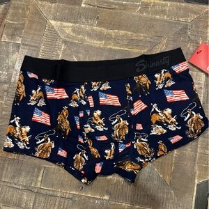 Shinesty- Trunk ball hammocks